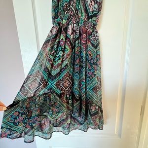 Art Class girls sleeveless hi-low sheer flowered dress. Size Medium 7-8 girls